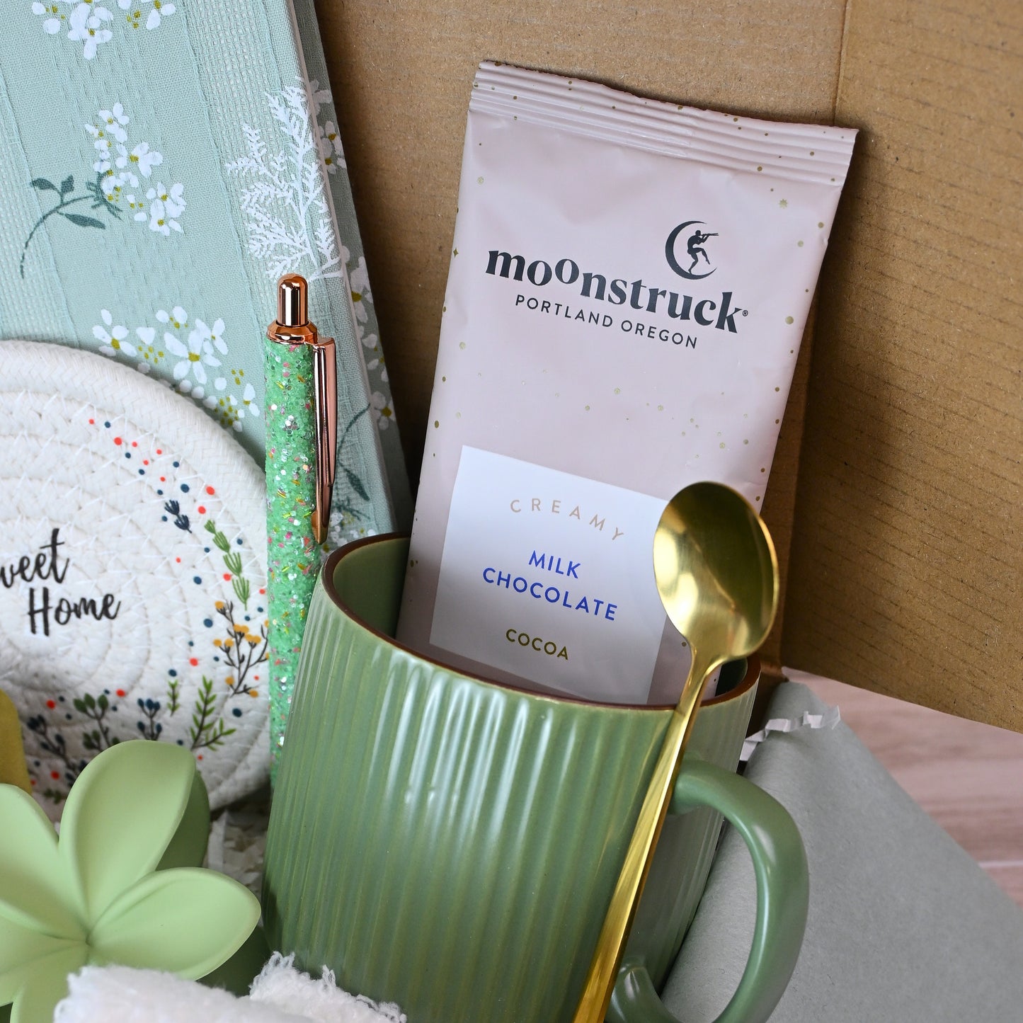 Olive Comfort Box